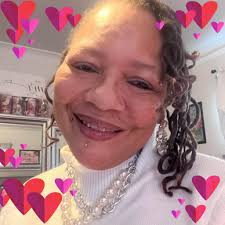 Broccoli 🥦 cauliflower and sausage soup.. SOUP WEEK POST #5 MY WIFEY Mrs.  Cajun Keto Chef lash wife made this, so yummy 1 ½ pounds sausage sliced &  quartered 1 onion ½