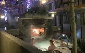 Whether you are seeking a romantic getaway or a family group vacation our member properties offer private cabin accommodations for rent in lake louise, jasper, banff, kananaskis country, and rocky mountain house, alberta. 10 Most Heavenly Hot Pools In Banff Lake Louise Skibig3
