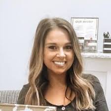 Hannah Headen's Instagram, Twitter & Facebook