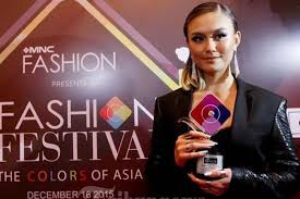Saat aku tahu bahwa kau bukan lagi milikku. Lirik Dan Chord Lagu Bukan Milikmu Lagi Agnes Monica Halaman All Kompas Com