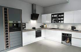 Pin By Johnny Findlay On Kitchen Luxury Kitchens Modern Kitchen Wren Kitchen