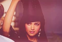 Om Shanti Om (2007): Give Bollywood a Chance, Mind It!