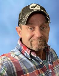 Debbie Riffe's Instagram, Twitter & Facebook