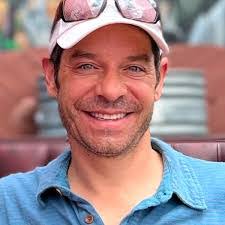 Casey Chestnut's Instagram, Twitter & Facebook