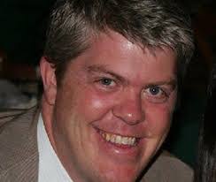 Charlie Dixon's Instagram, Twitter & Facebook