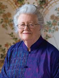 Gail Cruise's Instagram, Twitter & Facebook