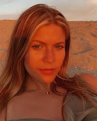 v i v i (@viviblanchard) • Instagram photos and videos