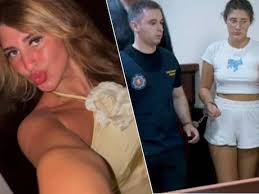 Amerikaanse kip geëerd met overlijdensbericht in lokale krant