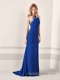 Pronovias 2020 Abiye Elbise Modelleri Saks Mavi Uzun Halter Yaka Yakasi Tas Islemeli Kuyruklu Kiyafet Kombinleri Aksamustu Giysileri The Dress Balo Elbisesi