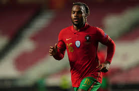 Met nieuws, foto's, carrière en statistieken. Liverpool Reach Agreement For Lille Star Renato Sanches