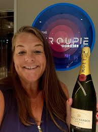 Celebrate new friends with karaoke and champagne