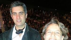 Mehmet ali alabora ve osman kavala'nın türkiye'ye dönmelerinin ardından 30 temmuz 2012'de mi minör adlı tiyatro oyununun provalarına başladıklarını belirten kararda, bu oyunda özetle 'temsili. Mehmet Ali Alabora Gezi Yi Konusmak Istemiyor Son Tv