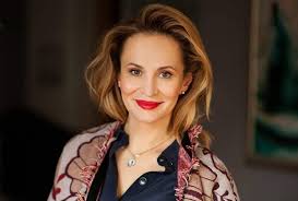 Monika absolonová is a czech singer and actress. Monika Absolonova Neustala Emoce Vrazda Tadeaska Ji Otrasla Sedmicka Cz