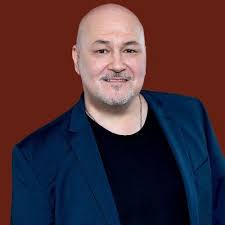 EDDIE STAR (@EddieStar)