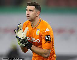 Damián emiliano martínez romero 1. Emiliano Martinez Hits Out At The Arsenal And Claims They Didn T Trust Me Like They Should Have Aktuelle Boulevard Nachrichten Und Fotogalerien Zu Stars Sternchen