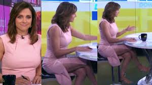 It is required to show the legs at least above the knee. Paula Faris 10 07 2017 By Newswomen