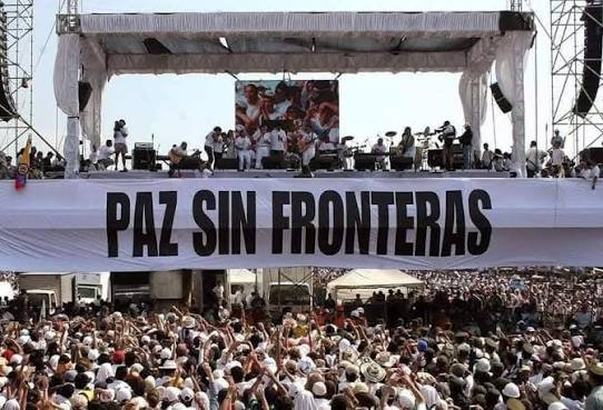 ️ El 16 de Marzo del 2008, hace 18 años se realizó el gran concierto 'Paz  Sin Fronteras', liderado por el cantante colombiano, Juanes, en el puente  internacional Simón Bolívar, que une