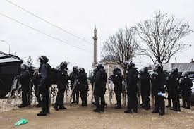 Hei,icbbinfett69, kosovo ist ein anerkannter staat, und zwar seit dem 17. Im Land Mit Dem Niemand Glucklich Ist Republik