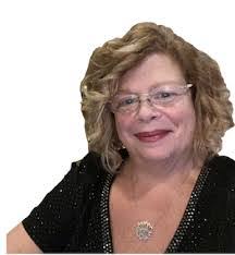 Liliana Polo's Instagram, Twitter & Facebook