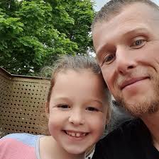 Okay. 7800x3d 32gb ram ddr5 6000 4070 ti and have major lags/stut?? Must be  the game