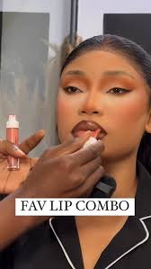 MAKEUP|LIGHTNING|SKINCARE|CHAIRS