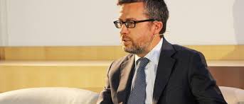 Carlos manuel félix moedas is a portuguese civil engineer, economist and politician of the social democratic party. From Micro Algae To The Economy Commissioner Argues The Value Of Research Science Business