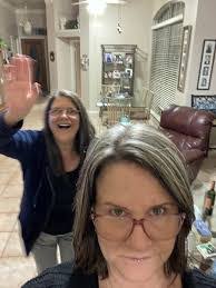 Amber Cogdill's Instagram, Twitter & Facebook