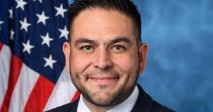 Vasquez proposes healthcare bill for oil and gas workers