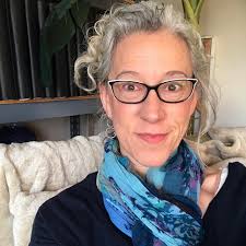 Melissa Hereford (@communicate.w.confidence)