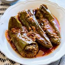 Le Felfel Mehchi Est Un Plat Tunisien De Poivrons Farcis Prepare Avec Des Poivrons Corne De B Recette De Cuisine Tunisienne Plats Tunisiens Recettes De Cuisine