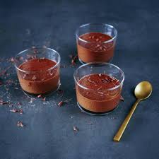 Des Recettes Avec Du Chocolat La Cerise Sur Le Maillot Mousse Au Chocolat Recette Chocolat Huile D Olive