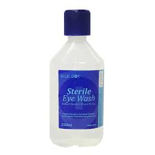 For simple wounds, it can be a handy — excuse the pun — solution. 1 Bottle Of 250ml C M S First Aid Sterile Saline Solution Eye Wound Wash Ebay