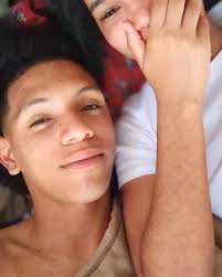 Reel by Edward edwin y yomi mis amores💍🥰❤️ (@edward._031) · April 24, 2022