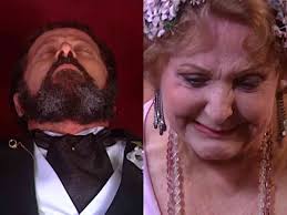 Joaquim morre durante casamento e Josefa se desespera: 'Ressuscite e diga  sim!'