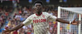 The player has arrived in kiev, where tomorrow he should sign the contract that will bind him to shakhtar, ratifying an operation worth 8 million + bonuses. Cwot2 Dec2yj4m