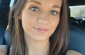 April Vannatta's Instagram, Twitter & Facebook