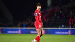Romain ntamack, encadré par le staff médical, contre l'ubb. Coupe Du Monde 2019 Un Jour Un Joueur Ntamack Le Joyau 17 37 Coupe Du Monde 2019 Rugby Rugbyrama