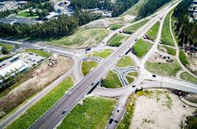 Video | Raatekankaan 92-metrisen turboliittymän kaksikaistaisuus on monille  autoilijoille uusi asia - näin siinä pitäisi ajaa | Paikalliset |  Karjalainen