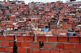 Sem dúvida que neste jogo a espanha mereceu ganhar,. Futebol Na Favela Nao E Espanha Vs Italia E Miseria Vs Iolanda Flickr
