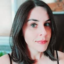 Bethany Crowe's Instagram, Twitter & Facebook