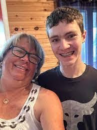 Ashley Quilty's Instagram, Twitter & Facebook