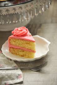 Add the red food colouring,the cocoa powder and vanilla extract mixing all the time. White Velvet Cake 4th Blog Anniversary Savory Sweetfood