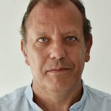 Alex J. Clares (@drNAISMITH)