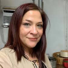 Dog Rescuer's Behavior and Methods Under Fire