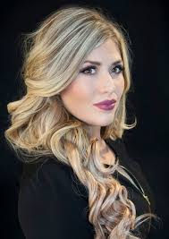 Miriam Costa's Instagram, Twitter & Facebook