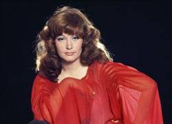 Фото аллы пугачёвой на заре карьеры. V Molodosti Alla Pugacheva Pivala Chaj I Na Lubyanke Obshestvo Na Portale Newsland