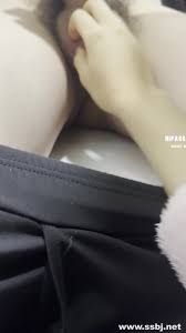 간단최초신작] 화장실에서 2대1 대딸 - JavRank