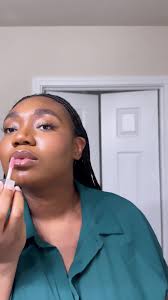 THE BEST ONE. #fentylipgloss #fentyglossbombfussy #fentyfussyheat  #beautytok #fyp #kemienjoys #blackgirltiktok #yorubatiktok #blackgirlmagic