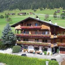 Omesberg 6, lechtal alps 31275 m from center. Pension Alpina Home Facebook
