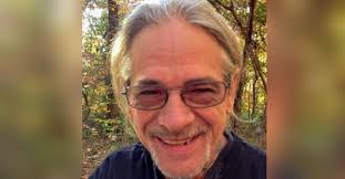 Ross Wise's Instagram, Twitter & Facebook